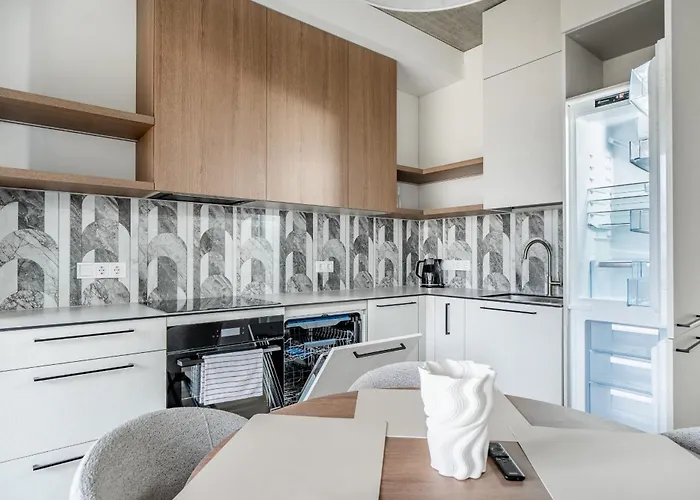 2 Bedroom View By Reside Baltic Διαμέρισμα